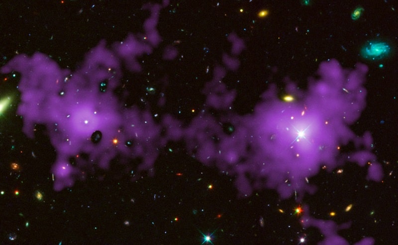 La “ragnatela cosmica” della materia oscura che forma l'Universo fotografata da ricercatori di Milano-Bicocca