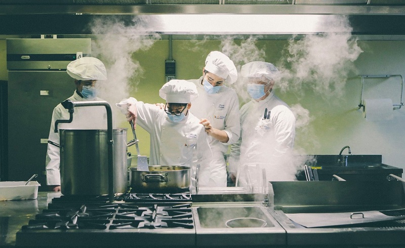 De Filippi Foto chef 2