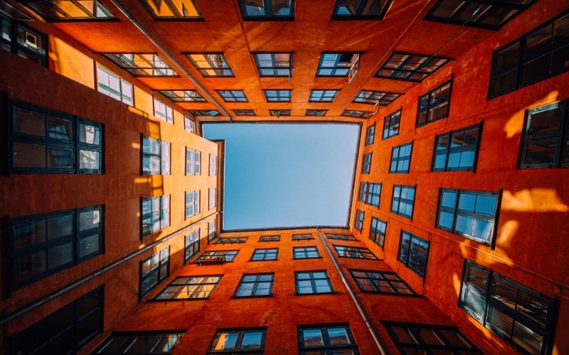 Design Economy 2024 symbola copertina