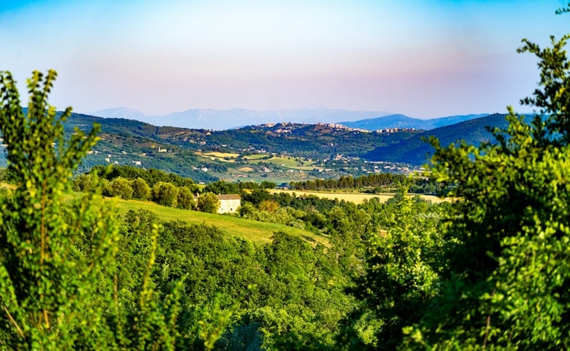 Rural Voices 2030: un bando per dare voce e futuro alle comunità rurali umbre 