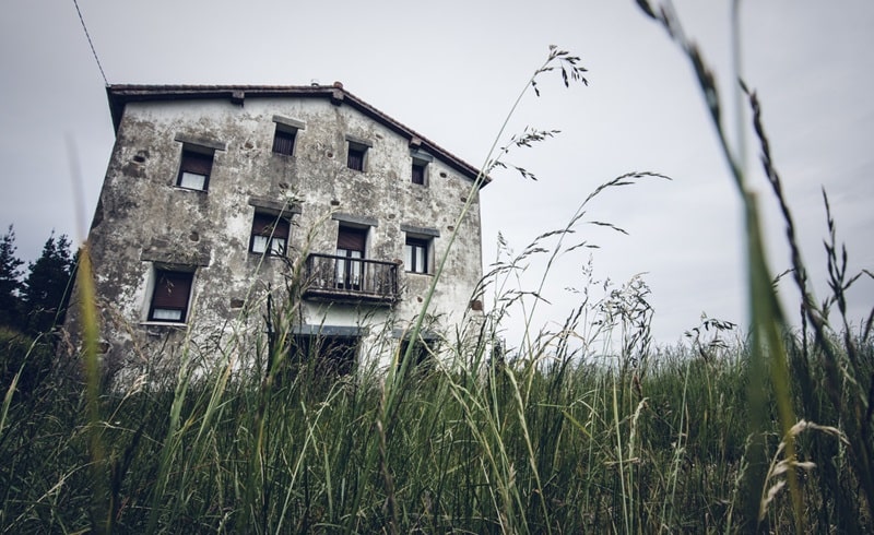 bando puglia edifici piccoli comuni 2024