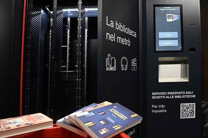 biblioteca metro milano