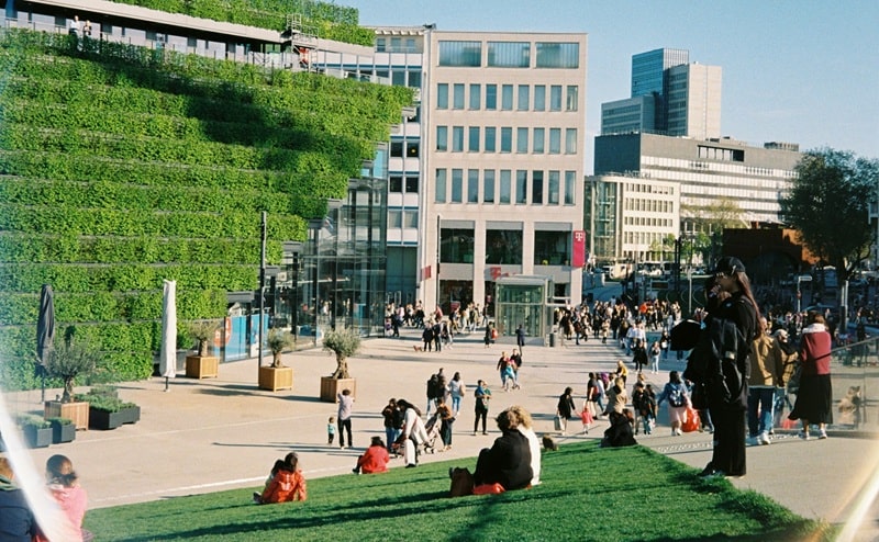 Oltre il Design Thinking: il futuro dell'innovazione sociale è sistemico, rigenerativo e misurabile