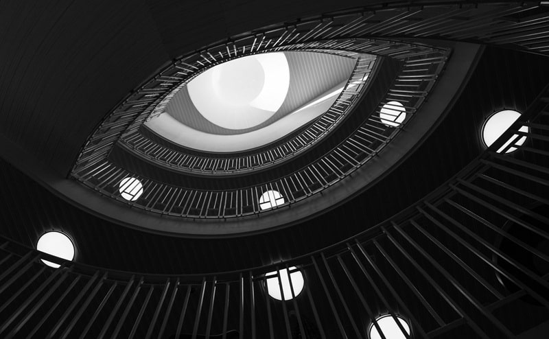 Guardare con l’IA: la fotografia tra umanità e algoritmi