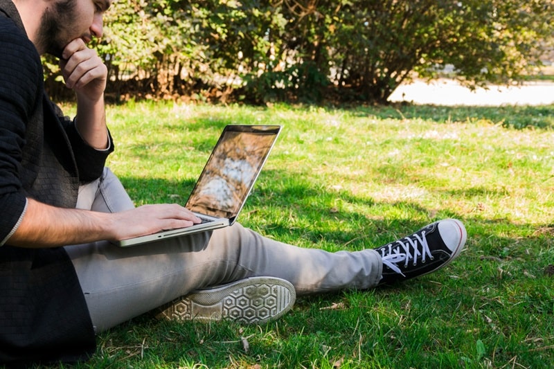 rapporto nomadi digitali 2023 2