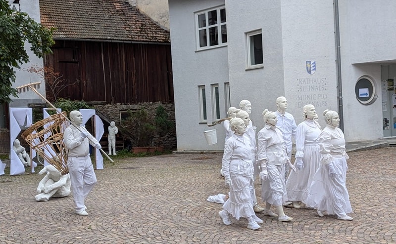 Senales: un borgo in movimento tra tradizione, cultura e innovazione