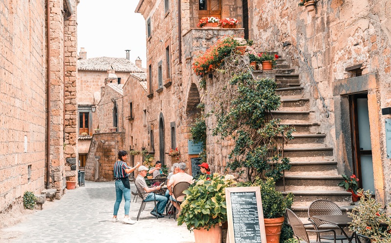 un paese ci vuole 2021